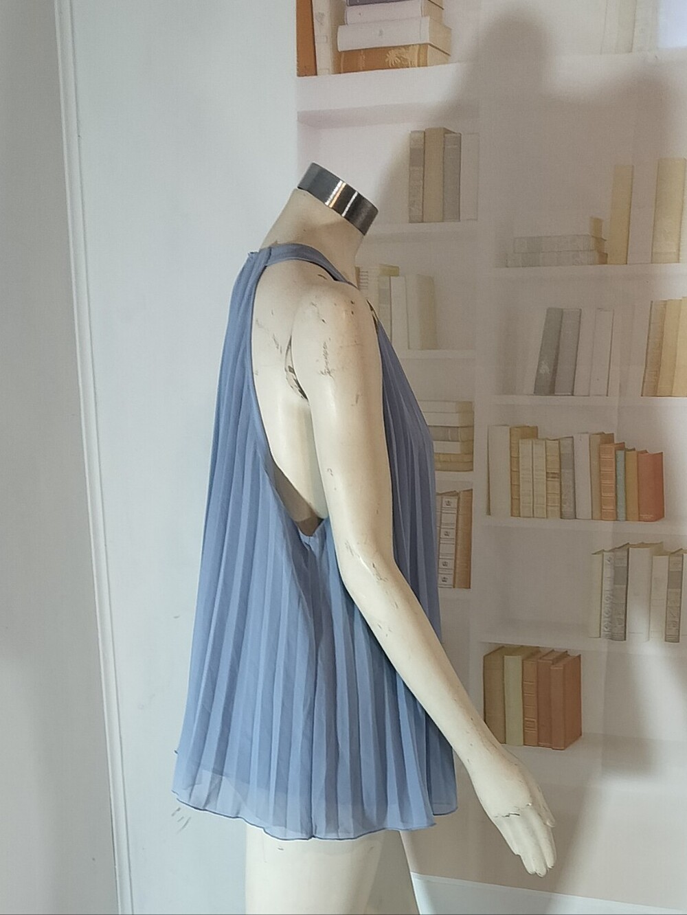 H&M Dusty Blue Pleated Halter Top - Picture 2 of 5